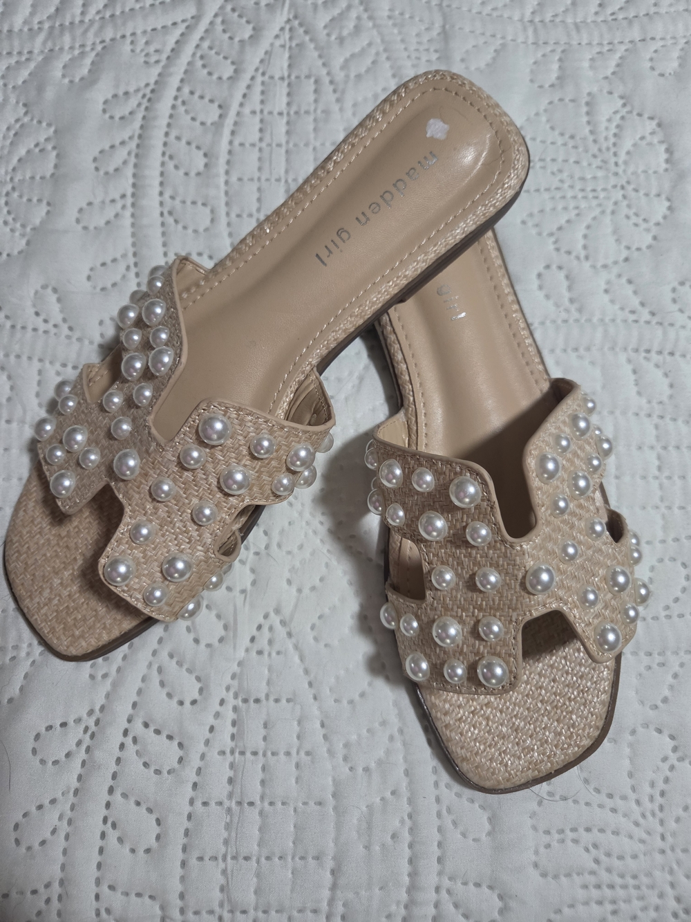 Beaded Pearl Trim Women's Slide Sandals - Beige